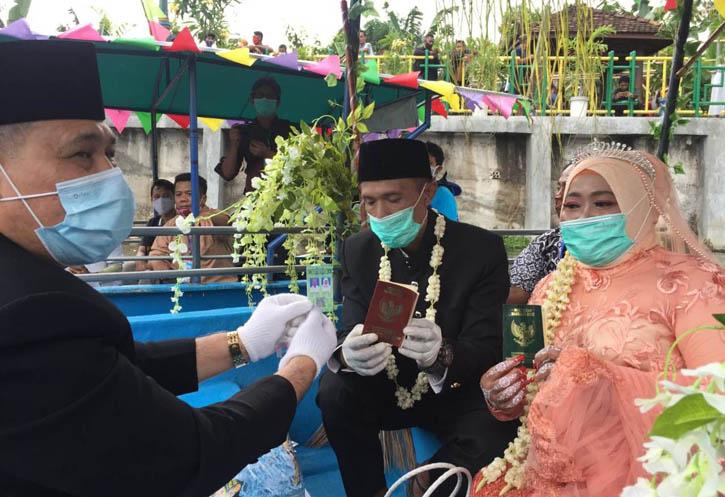 Peringati Sumpah Pemuda Tiga Pasangan Menikah di Sungai Gajah Wong Jogjakarta