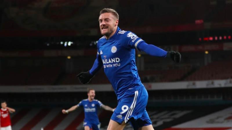 Jebol Gawang Arsenal, Jamie Vardy Pakai Jimat di Shin Guard?