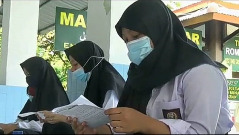Bawaslu Tuban Ajak Santri dan Pelajar Jadi Mitra Pengawas Pilkada Serentak