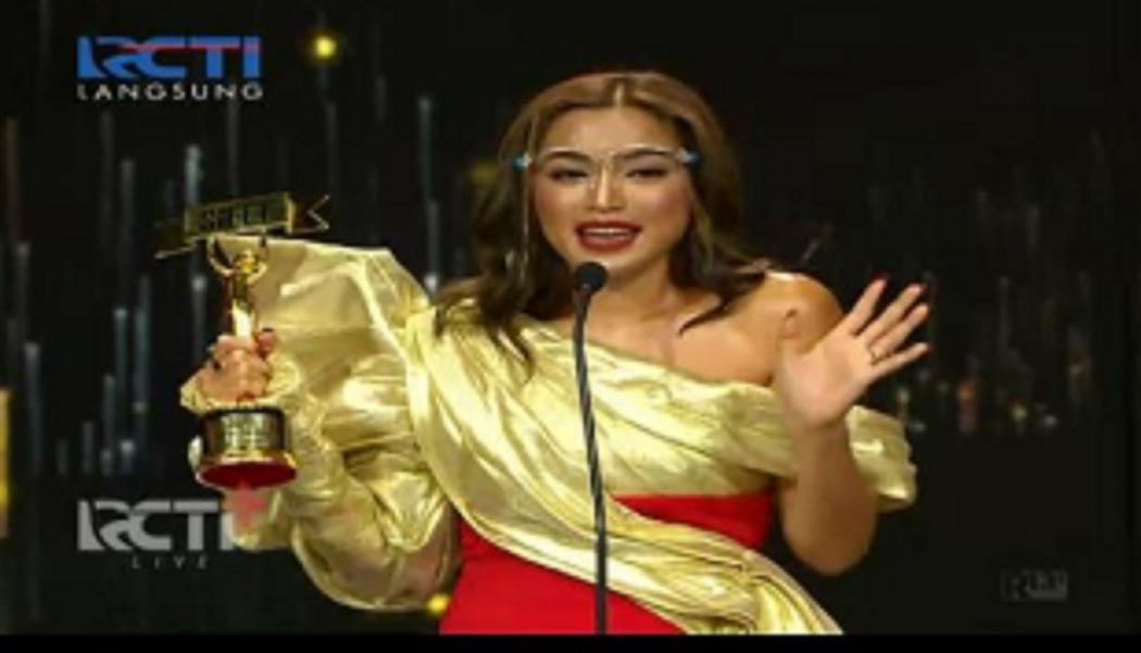 Gagal Nikah, Jessica Iskandar Menangkan Asmara Tersilet di Silet Awards 2020: Cukup Aku Aja