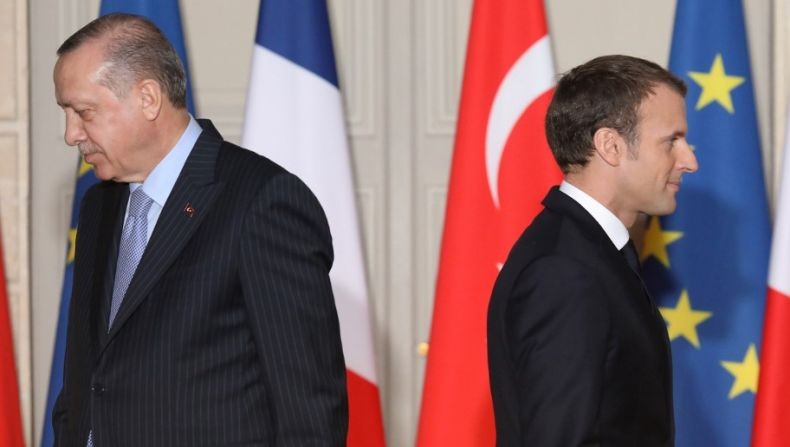 Ketika Presiden Macron Kirim Surat ke Erdogan Dimulai Kalimat 'Dear Tayyip'