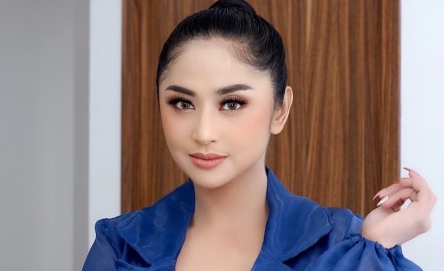 Sah Menjanda untuk Ke-3 Kalinya, Dewi Perssik: Aku Enggak Bisa Mengubah Takdir Allah