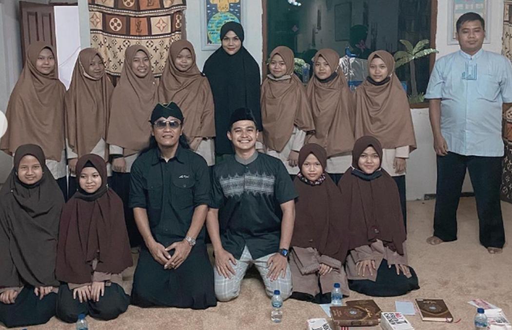  Gus Miftah Bimbing DJ Katty Butterfly Masuk Islam