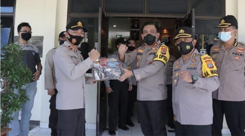 Sidak Polsek Tomohon Utara, Ini Pesan Kapolda Sulut Irjen Pol RZ Panca Putra