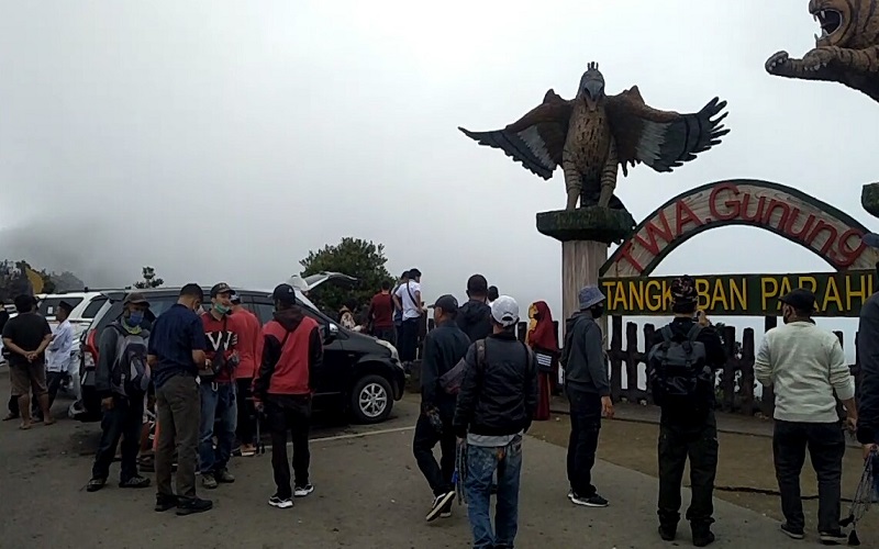 Objek Wisata TWA Gunung Tangkuban Parahu KBB Tetap Buka, Pengunjung Sepi