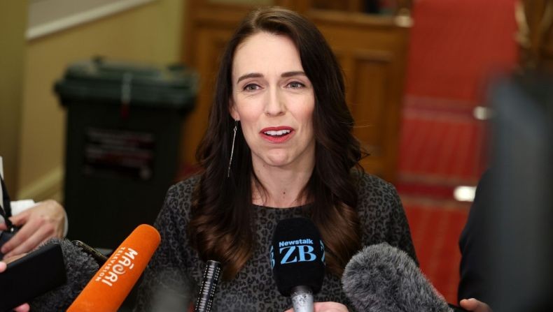 Menlu Perempuan Bertato dan Wakil PM Gay Bergabung di Kabinet Jacinda Ardern