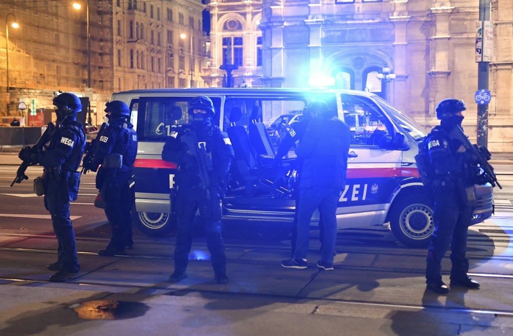 Penembakan di Wina Austria Terjadi di Dekat Sinagog Yahudi, Sebagian Area Kota Ditutup