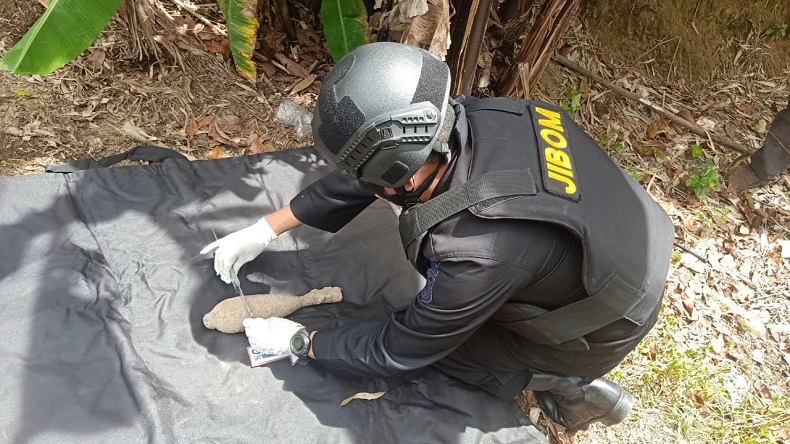 Warga Siborong-Borong Temukan Mortir Sisa Perang Dunia II