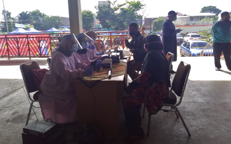 Pascalibur Panjang Dinkes Cimahi Gelar Rapid Test, Temukan 22 Orang Reaktif