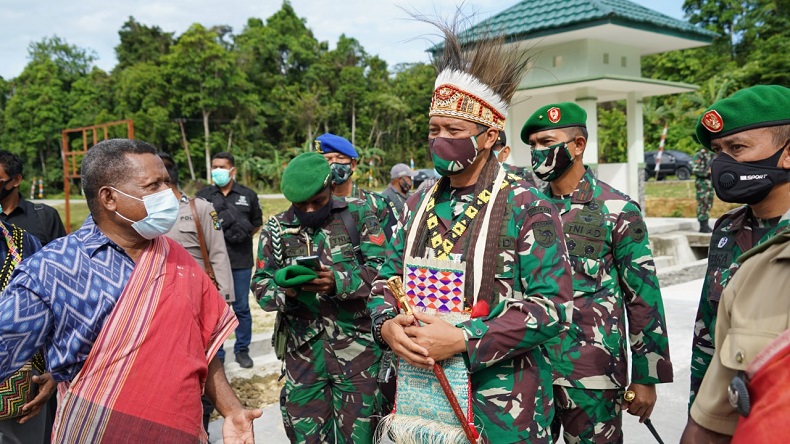 Kunjungi Kodim Sorong Selatan, Pangdam Kasuari Ungkap Strategi Perang Zaman Sekarang