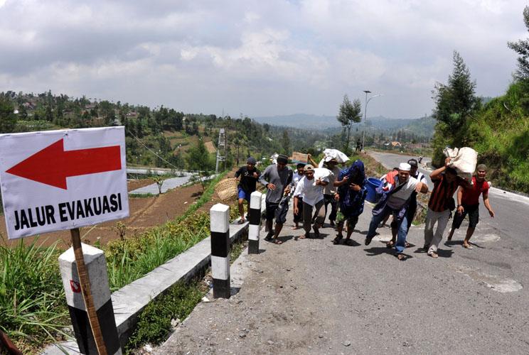  Merapi Siaga, BPBD Magelang Siapkan Evakuasi di Beberapa Dusun