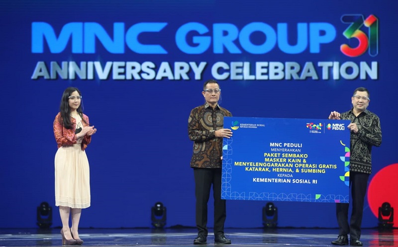HUT ke-31 MNC Group, HT Serahkan Bantuan ke Mensos & Genapi Penyaluran ke 310 Institusi & 310.000 Warga