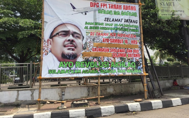 Jelang Kepulangan Habib Rizieq, Simpatisan FPI Antusias
