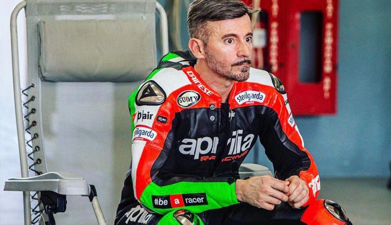 Max Biaggi Kencani Model Seksi, Usianya 21 Tahun Lebih Muda