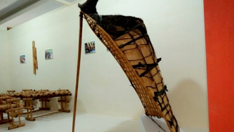 263 Alat Musik Tradisional Indonesia Dipamerkan di Museum Siwalima Ambon, 12 dari Maluku