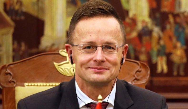 Menlu Hongaria Peter Szijjarto Terinfeksi Corona di Thailand, Tularkan ke Diplomat