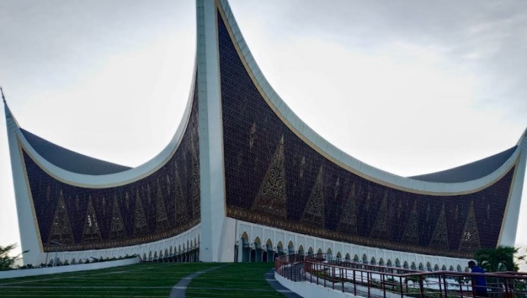 Pasang Wifi Gratis, Pemkot Padang Jadikan Masjid Pusat Belajar Agama Digital