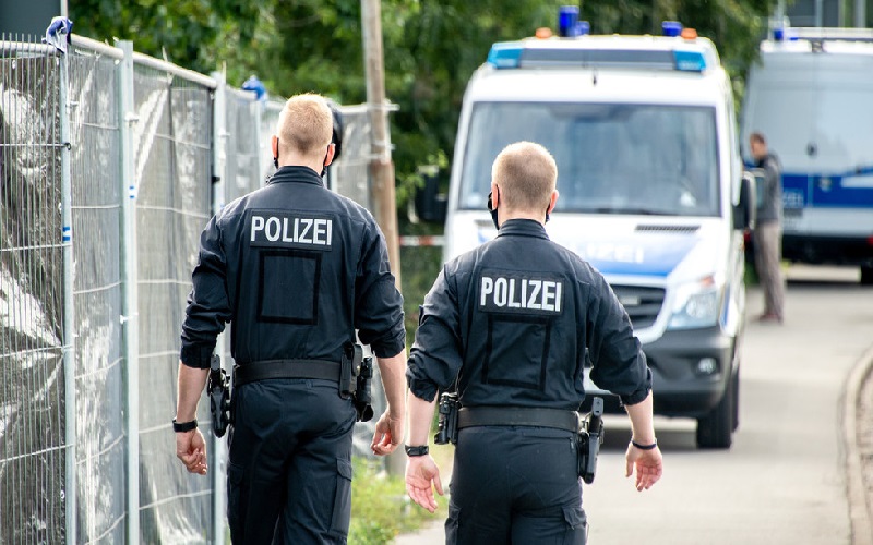 Terungkap! Teroris Sayap Kanan Rencanakan Pembunuhan Massal di Masjid Jerman