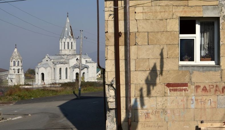 Presiden Azerbaijan Aliyev Janji Lindungi Gereja Armenia di Nagorno-Karabakh