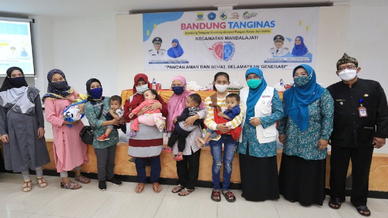 Tekan Angka Stunting, Pemkot Bandung Raih 2 Penghargaan dari Pemprov Jabar