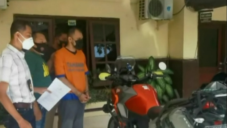 Mengaku Pilot, Pemuda di Sidoarjo Nekat Gelapkan Motor Wartawan untuk Bayar Utang
