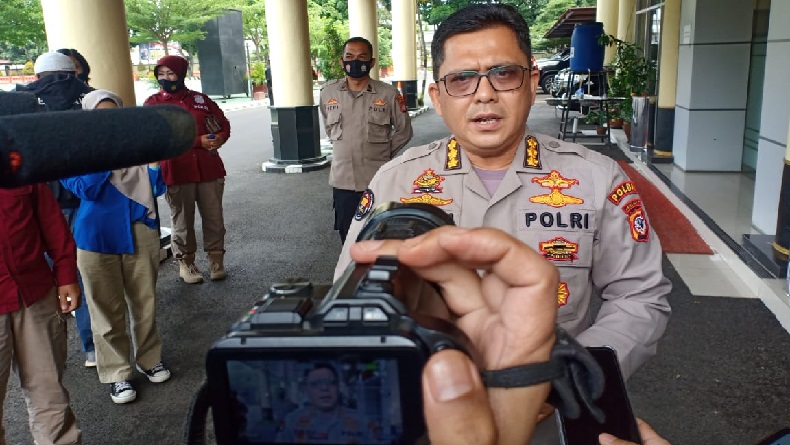 Polda Jabar Selidiki Kasus Kerumunan Massa Habib Rizieq di Megamendung Bogor