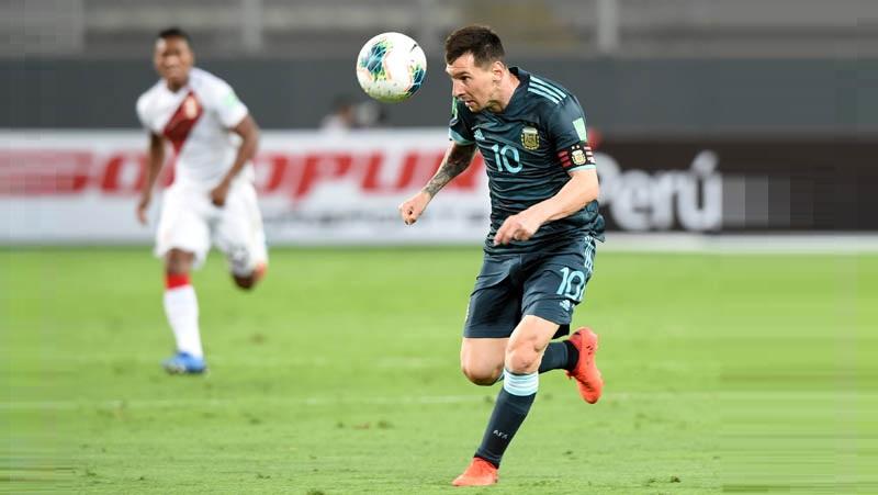 Argentina Kalahkan Peru, Messi Samai Rekor Cafu