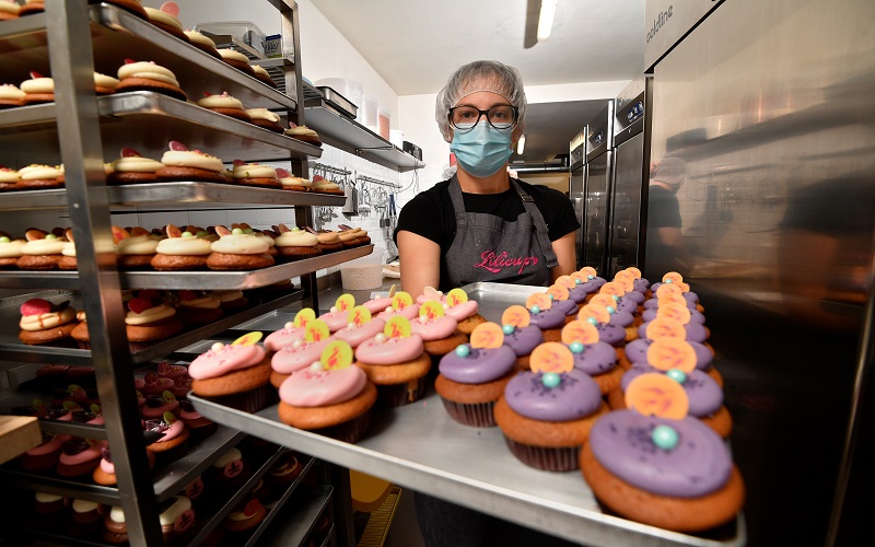 Putus Asa Tangani Pasien Covid-19, Staf Medis di Belgia Beralih Profesi Jual Cupcake
