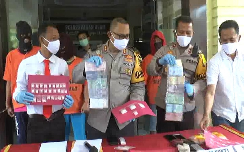 Oknum Perwira Polisi Ditangkap karena Jadi Bandar Sabu di Sekitar Gunung Dempo