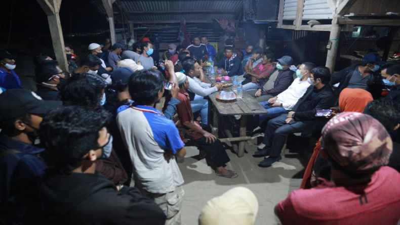Gubernur Babel Sambangi Nelayan Matras yang Wilayahnya Diduduki Kapal Mitra PT Timah