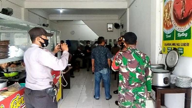 Setelah Baliho Diturunkan, Giliran Konferensi Pers PA 212 yang Dibubarkan TNI Polri
