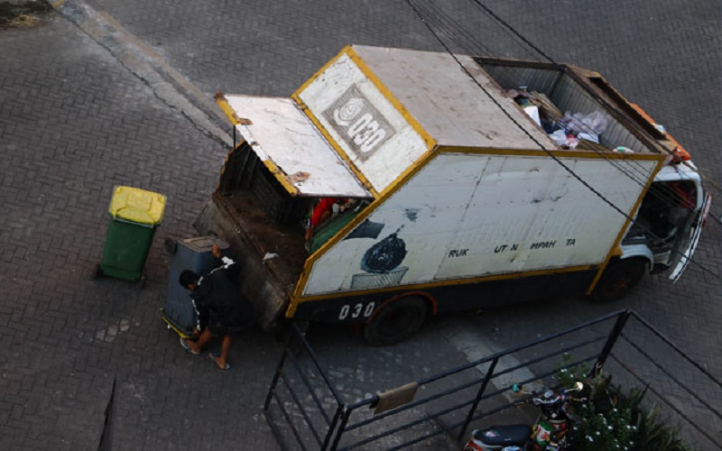 DPRD Kota Makassar Usulkan Perbaikan Truk Sampah di Kecamatan Diserahkan ke Pihak Ketiga