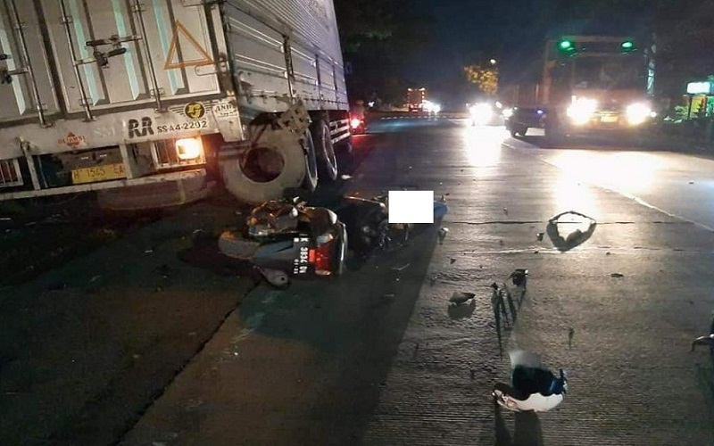 Tabrak Truk Pasir, Remaja Perempuan di Rembang Tewas di Lokasi Kejadian