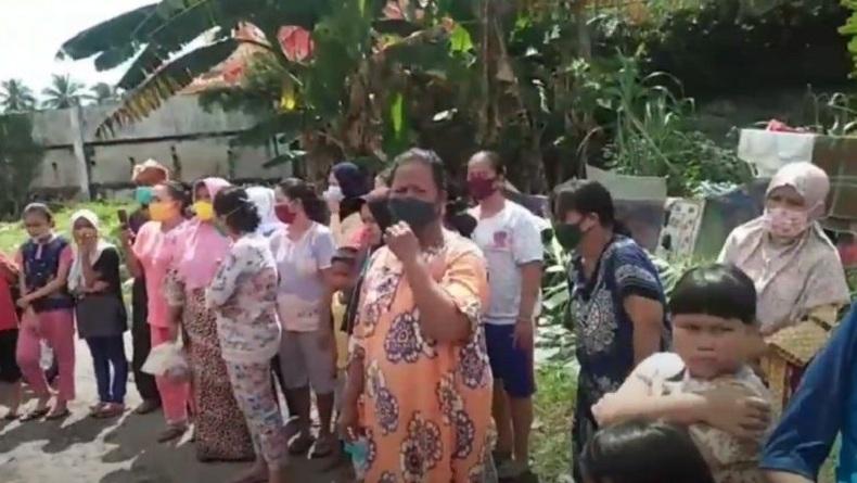 Puluhan Emak-Emak Gerebek Lokasi Judi Tembak Ikan di Medan