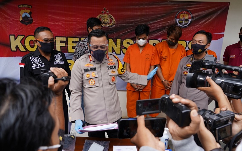 Cemburu Buta Jadi Penyebab Dedi Tega Aniaya Istri hingga Tewas