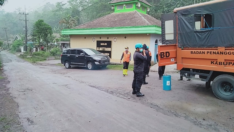 Seorang Operator Alat Berat Dikabarkan Hilang Pascaerupsi Gunung Semeru, Ini Jawaban BPBD Lumajang