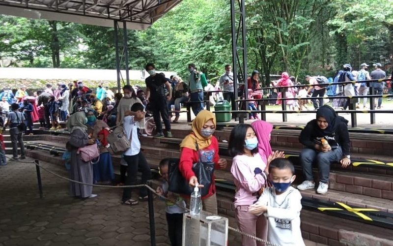 Pemerintah Pangkas Libur Akhir Tahun, Epidemiolog: Perlu Dibarengi Mitigasi Dampak Pilkada