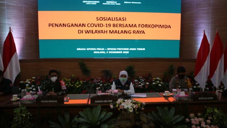 Kasus Covid-19 Jatim Naik Lagi, Khofifah Kumpulkan Kepala Daerah di Malang Raya