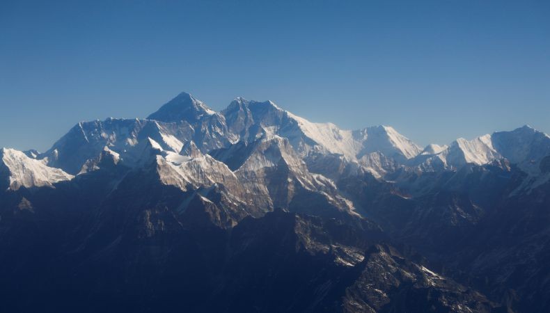 Nepal dan China Sepakat Gunung Everest Lebih Jangkung 0,8 Meter, Jadi 8.848,86 Mdpl