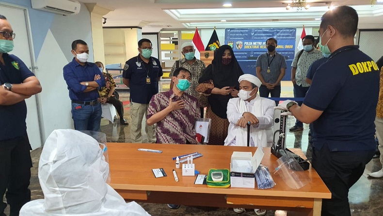 Polda Metro Jaya: Hasil Tes Kesehatan Habib Rizieq Negatif Covid-19