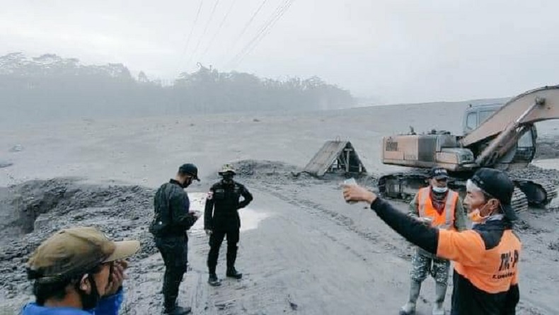 Hujan Deras Guyur Kawasan Gunung Semeru, BPBD Lumajang: Waspadai Bahaya Lahar Dingin
