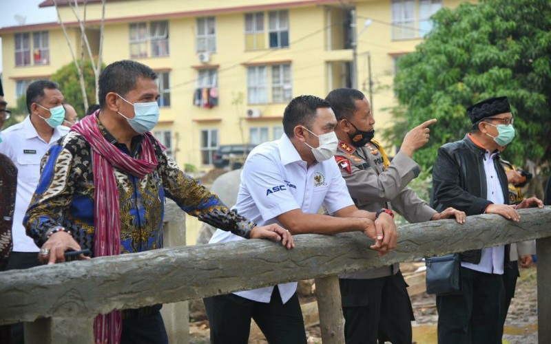Palembang Punya LRT, Sahroni Kritik Jalan Protokolnya Jelek