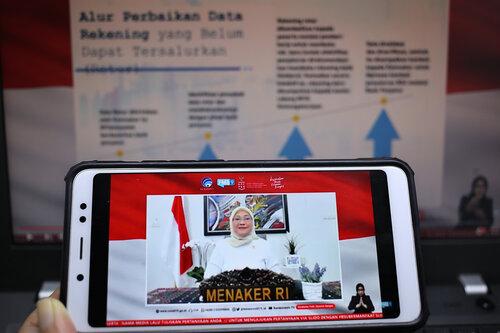 Ingatkan Pengusaha soal THR, Menaker: Harus Dibayar