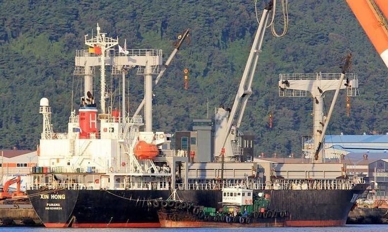 Kapal Kargo Angkut 7.800 Ton Tanah Tenggelam di Perairan Vietnam, 15 Kru Hilang