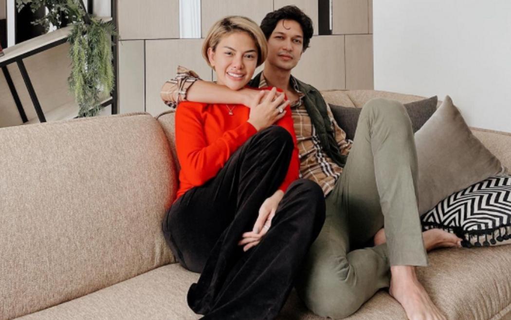Foto Rangkulan, Nikita Mirzani dan Dimas Beck Bikin Heboh Netizen: Semoga Berjodoh