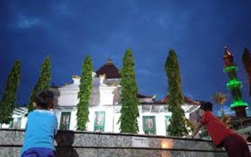Muhammadiyah Koreksi Waktu Subuh, Kemenag Pastikan Sudah Sesuai Sains dan Fikih