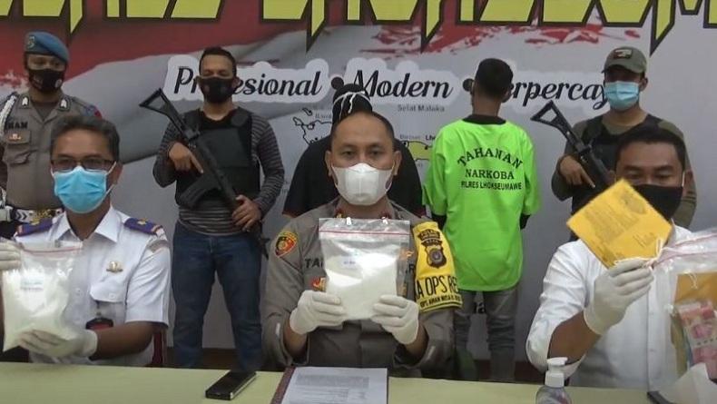 Selundupkan 1 Kg Sabu, 2 Kurir asal Bireuen Ditangkap di Bandara Malikussaleh Aceh