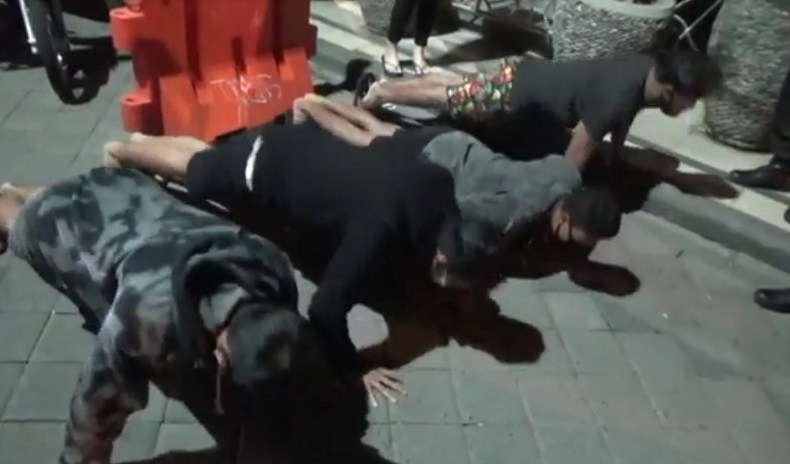 Razia di Kuta Bali Kian Gencar, Wisatawan Tak Pakai Masker Dihukum Push Up 