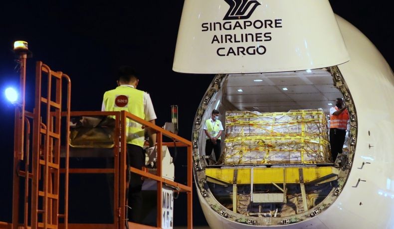Singapura Mulai Vaksinasi Covid-19 Pakai Produk Pfizer Hari Ini, Tenaga Medis Diprioritaskan