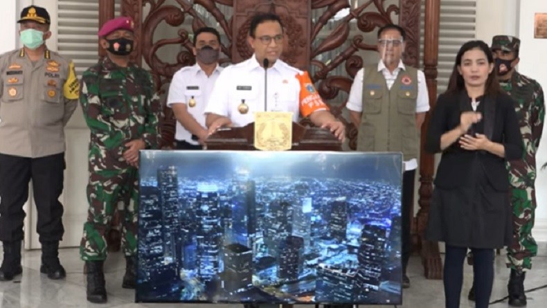 PSBB Transisi Diperpanjang, Anies Ingatkan Jaga Jarak saat Demonstrasi